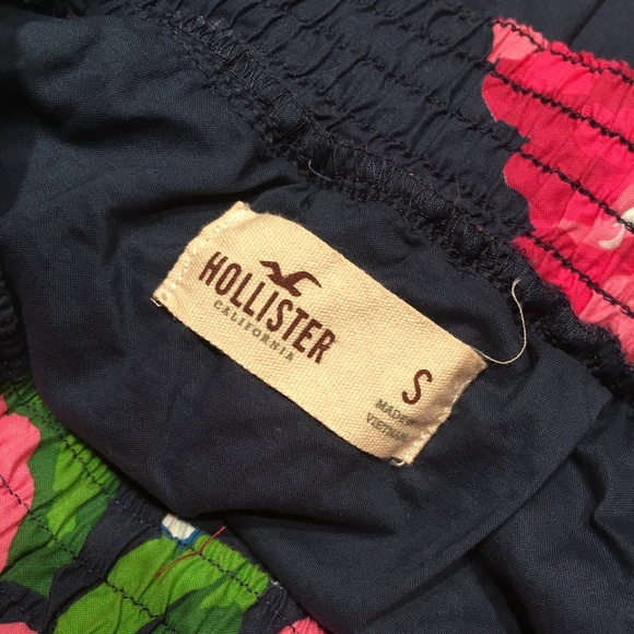 Hollister floral skirt - Picture 2 of 5
